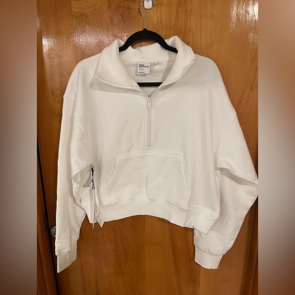NWT Aritzia TNA Cozy Fleece Boyfriend 1/2 Zip Sweatshirt - Picture 3 of 7
